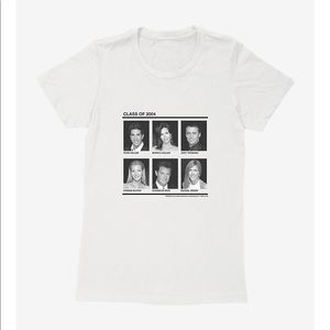Friends Class of 2004 Cropped Tee